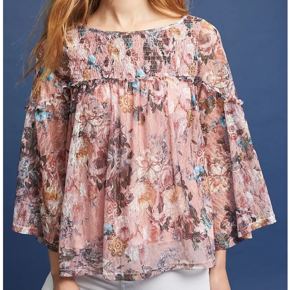 Anthropologie Akemi + Kin Patrizia Floral Blouse Size XS Pink Lace Peasant Top